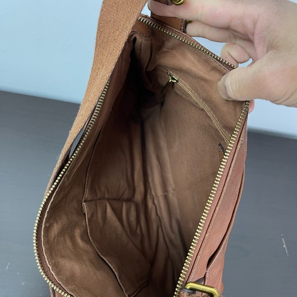 Fossil Cowhide leather Messenger bag - Picture 6 of 8